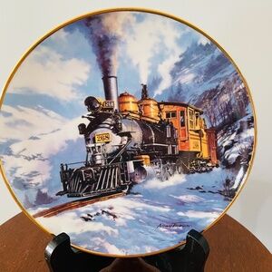 Franklin Mint "Winter on Marshall Pass" collectible plate by Nicolas Trudgjan